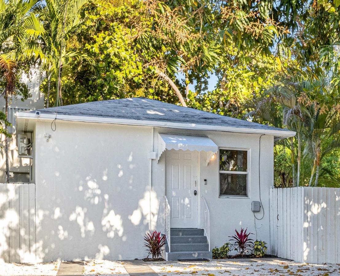 Beautiful Casita With King Bed And Private Patio Close To Calle 8, Mia Airport, Coral Gables ميامي المظهر الخارجي الصورة